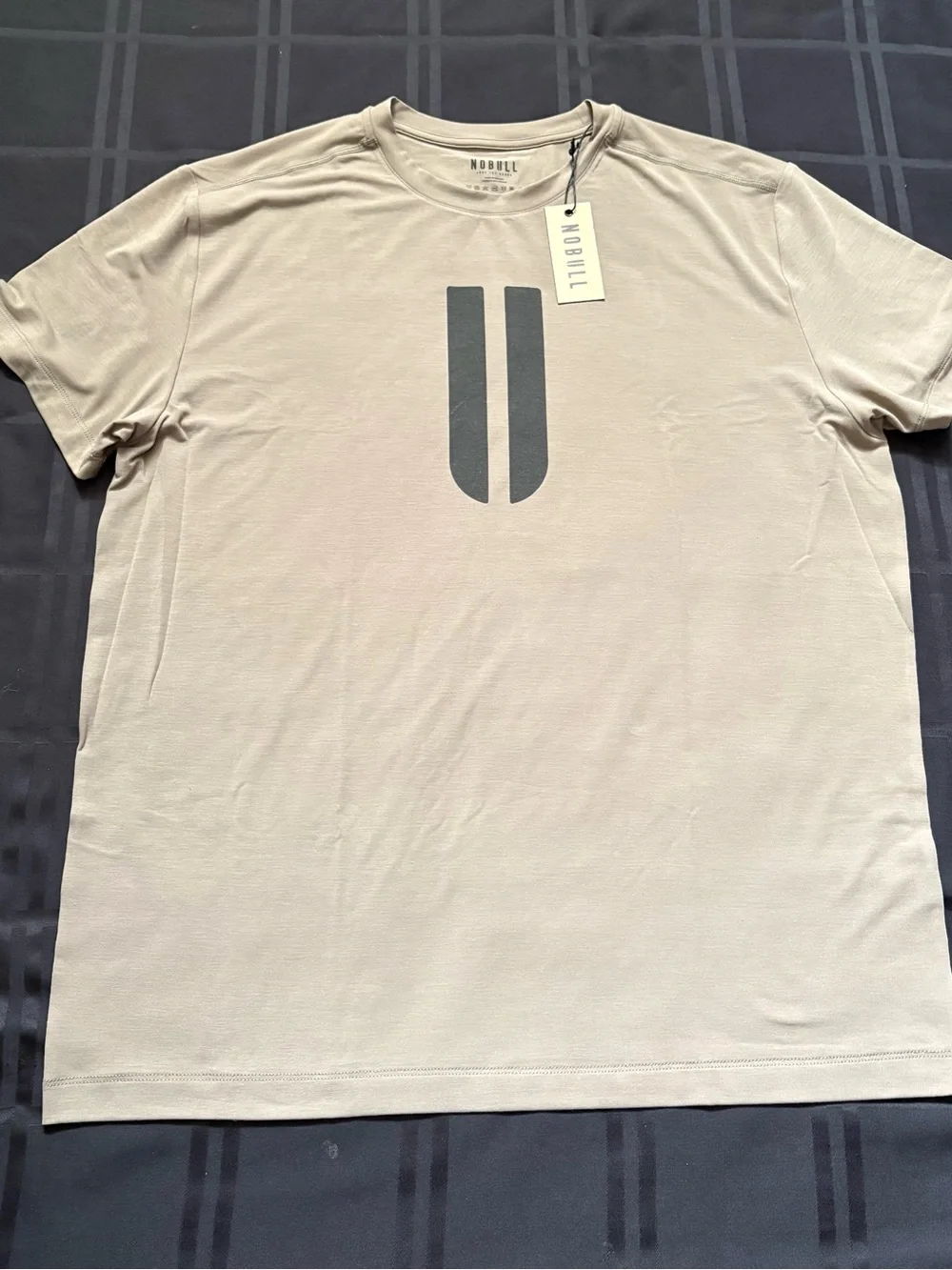 NOBULL HORNS Shirt Mens 2XL Performance Stretch Athletic Training Gym Slim “NWT”